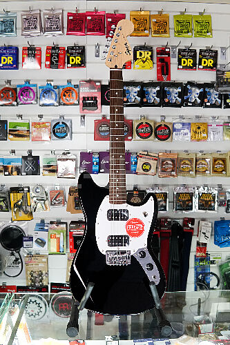 Электрогитара Fender SQUIER BULLET MUSTANG HH BLK #6 - фото 6