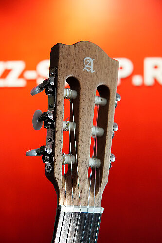 Классическая гитара Alhambra 8.000 Open Pore Z-Nature CW EZ  #4 - фото 4