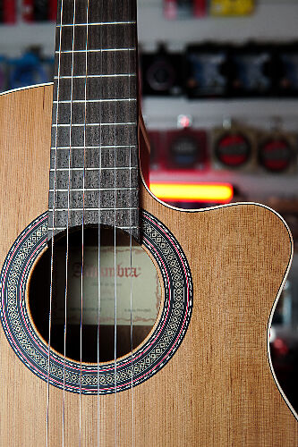 Классическая гитара Alhambra 8.000 Open Pore Z-Nature CW EZ  #6 - фото 6