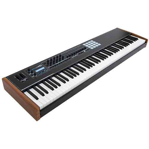 MIDI контроллер Arturia KeyLab Essential 88 Black Edition  #2 - фото 2